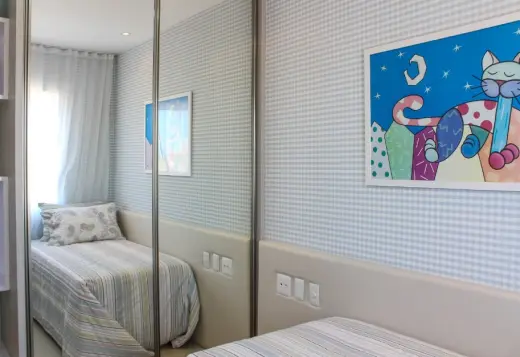 Casa duplex à venda com 205 metros em condomínio fechado