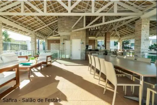 Casa duplex à venda com 205 metros em condomínio fechado
