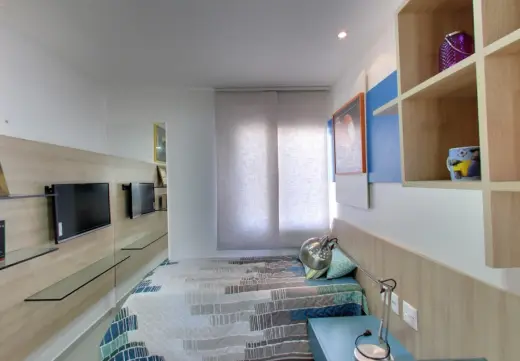 Casa duplex à venda com 205 metros em condomínio fechado