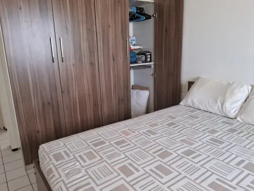Apartamento mobiliado à Venda com 02 quartos na Praia do Futuro