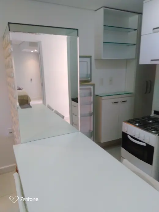 Apartamento mobiliado à venda com 02 quartos na Praia do Futuro