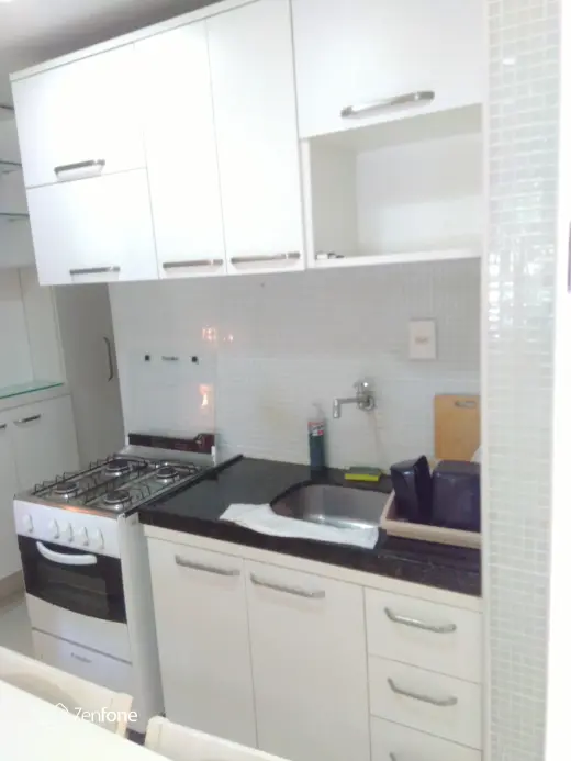 Apartamento mobiliado à venda com 02 quartos na Praia do Futuro